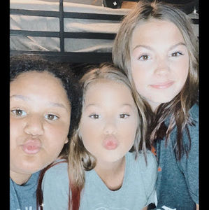 Meet your Posher, Kenasyn